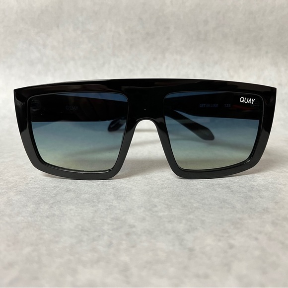 Quay Australia Get In Line Oversized Shield Sunglasses Black Smoke Green Fade - Picture 4 of 10